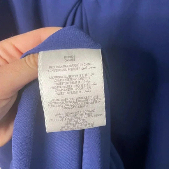 🌸BCBGeneration Shift Pocket Dress - Picture 7 of 7